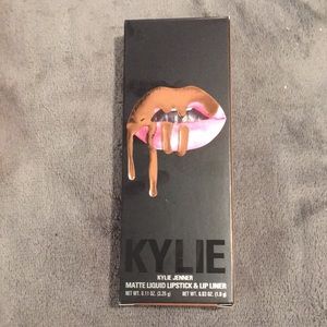 New in box Kylie Jenner matte lipstick and liner